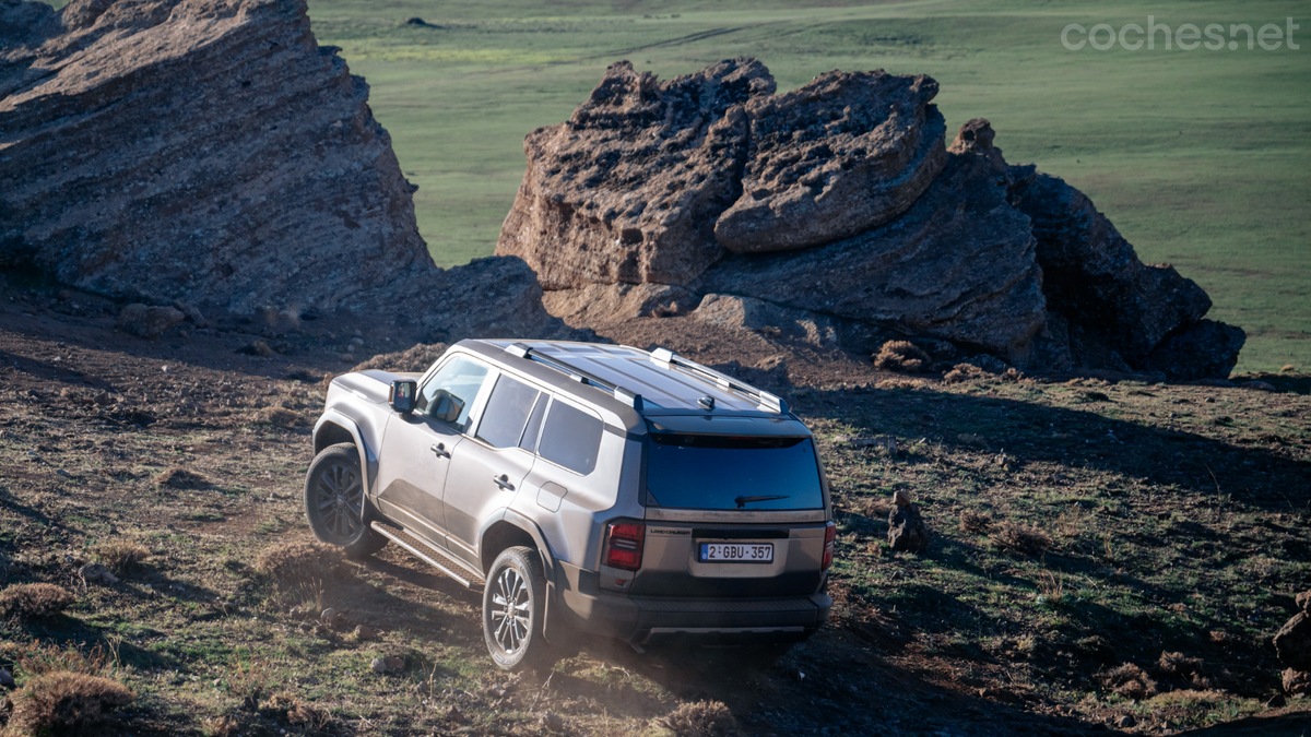 A diferencia del control de descensos, el Crawl Control del Land Cruiser, funciona también subiendo cuestas.