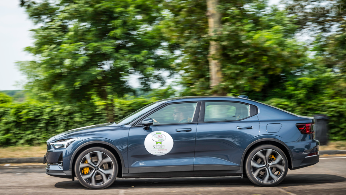 Polestar debutaba en esta prueba de autonomía real con el Polestar 2, un coche que ha llegado hace relativamente poco a nuestro mercado.