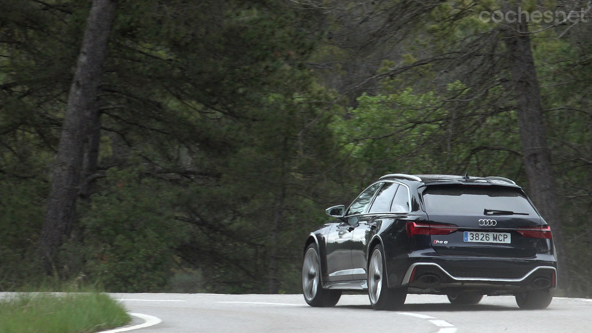 El último RS6 tiene una efectividad en carretera insultantemente buena