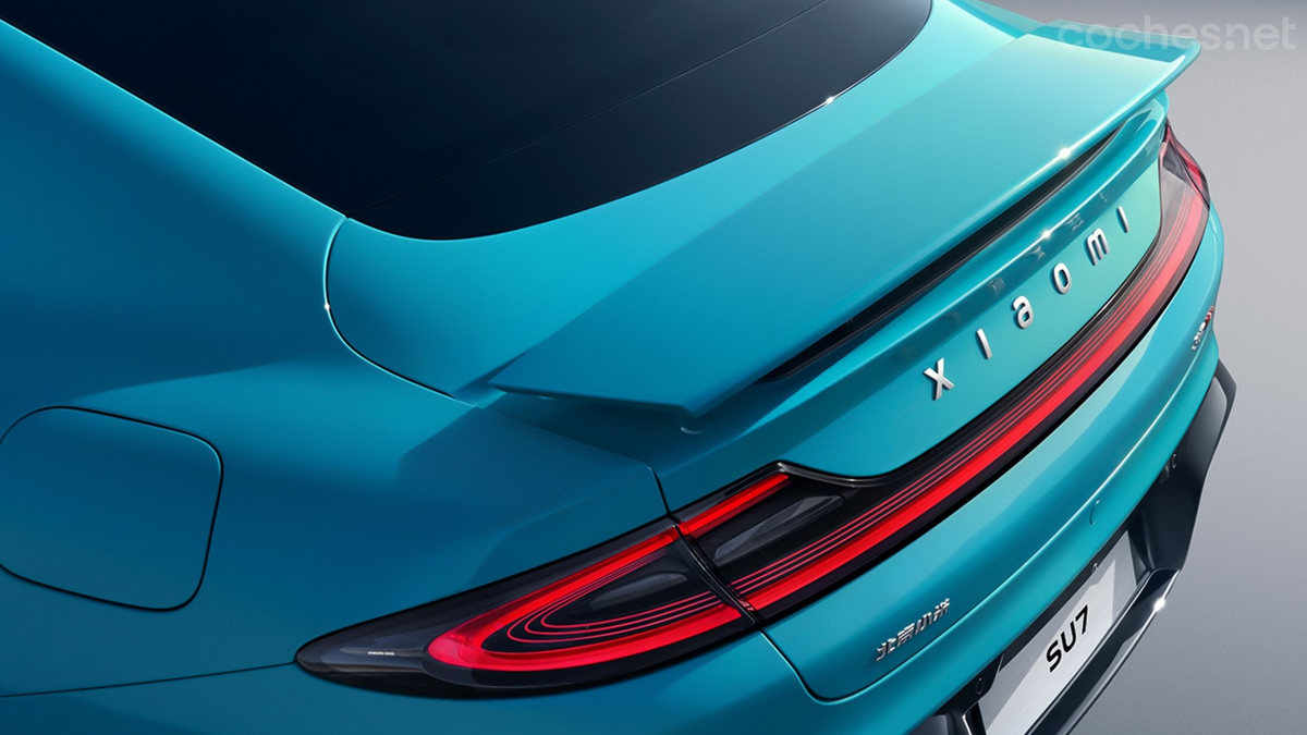 El SU7, el coche eléctrico de Xiaomi, llegará para competir con el Tesla Model S.