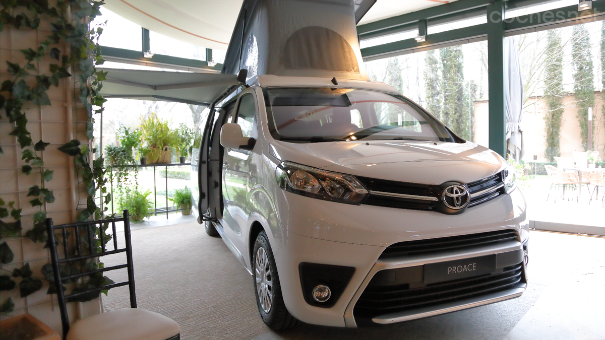 Durante la presentación se mostraron también algunos de los modelos de Toyota Adapta, con opciones camper