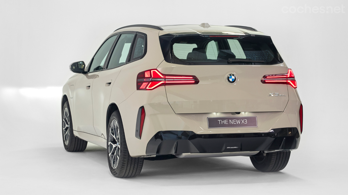 La parte trasera del BMW X3 cambia radicalmente y se acerca a la estética del BMW iX