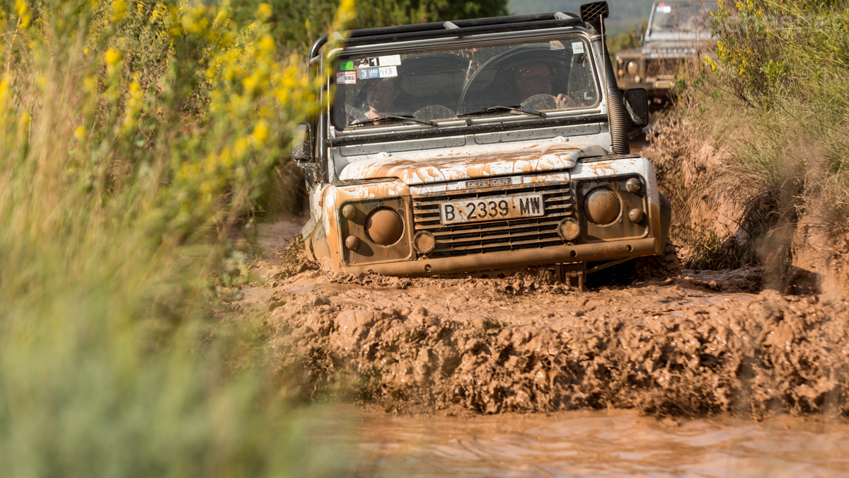 La Land Party reúne a más de 500 Land Rover en Les Comes