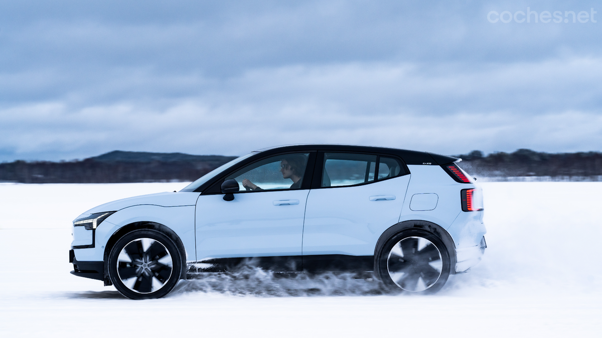 La batería del Volvo EX30 ha sido acondicionada para permitir arrancar hasta a 40 grados bajo cero