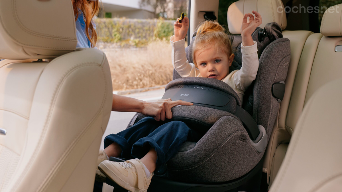 Silla de coche para niños con o sin airbag, ¿qué es más seguro?