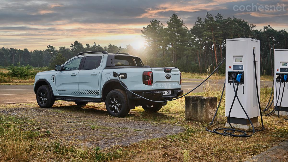 La electrificación del Ford Ranger PHEV también juega su papel fuera del asfalto.