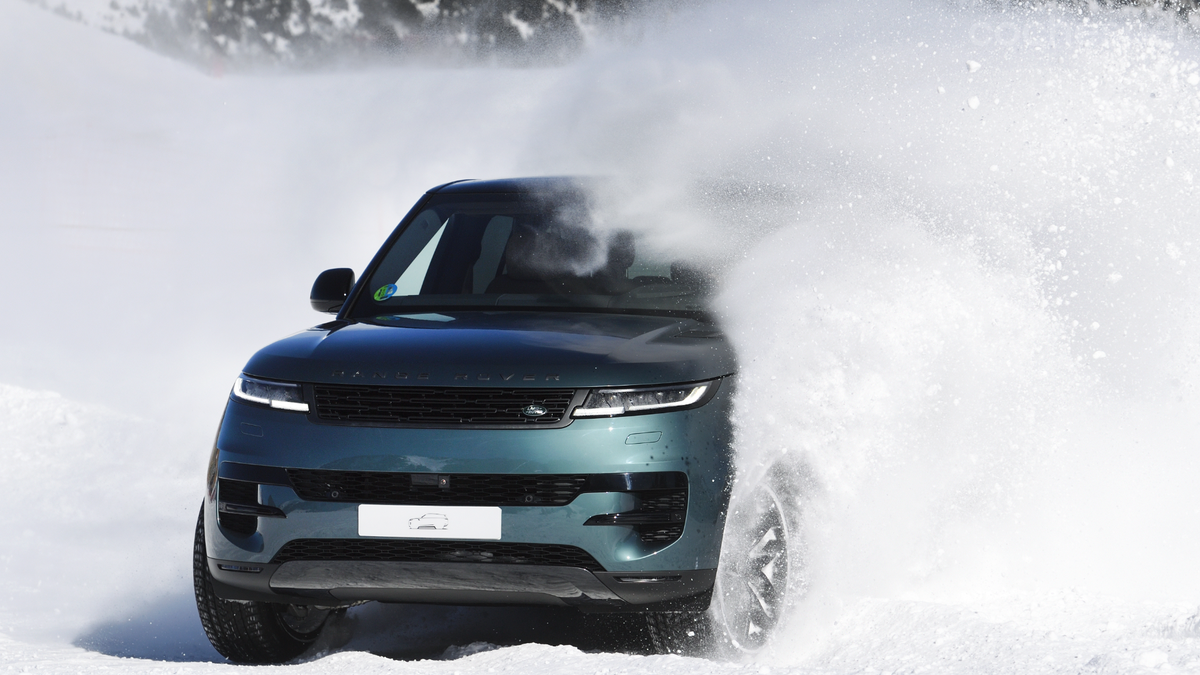 Andorra Snow Challenge 2024: cursos de conducción de Land Rover en ...