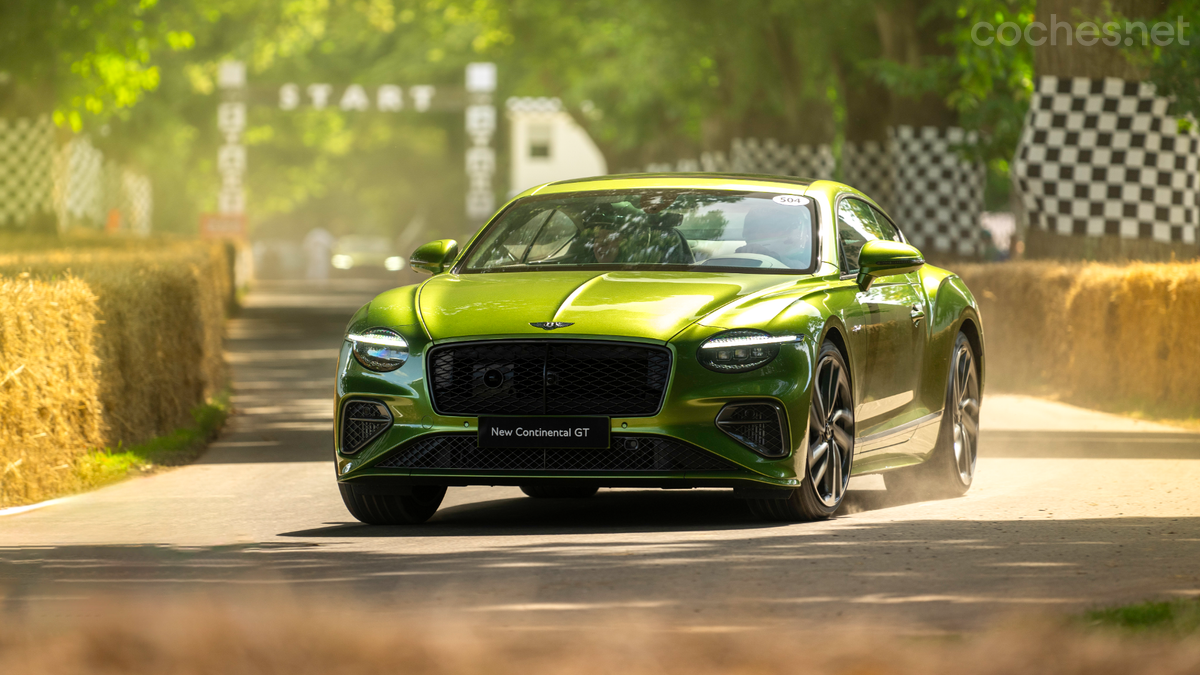 Bentley hizo el debut oficial del Continental GT Speed que llega renovado para 2025.