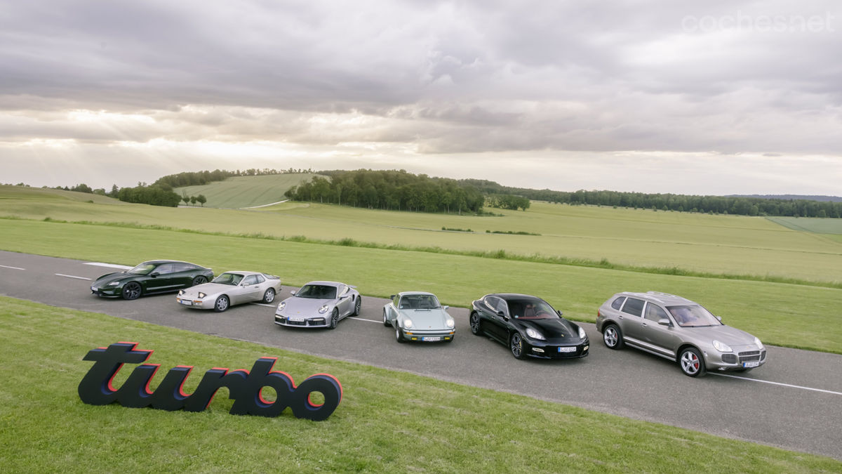 Taycan Turbo, 944 Turbo de 1989, 911 (992) Turbo S, 911 Turbo 3.0 de 1975, Panamera Turbo de 2010 y el primer Cayenne Turbo S de 2006. 