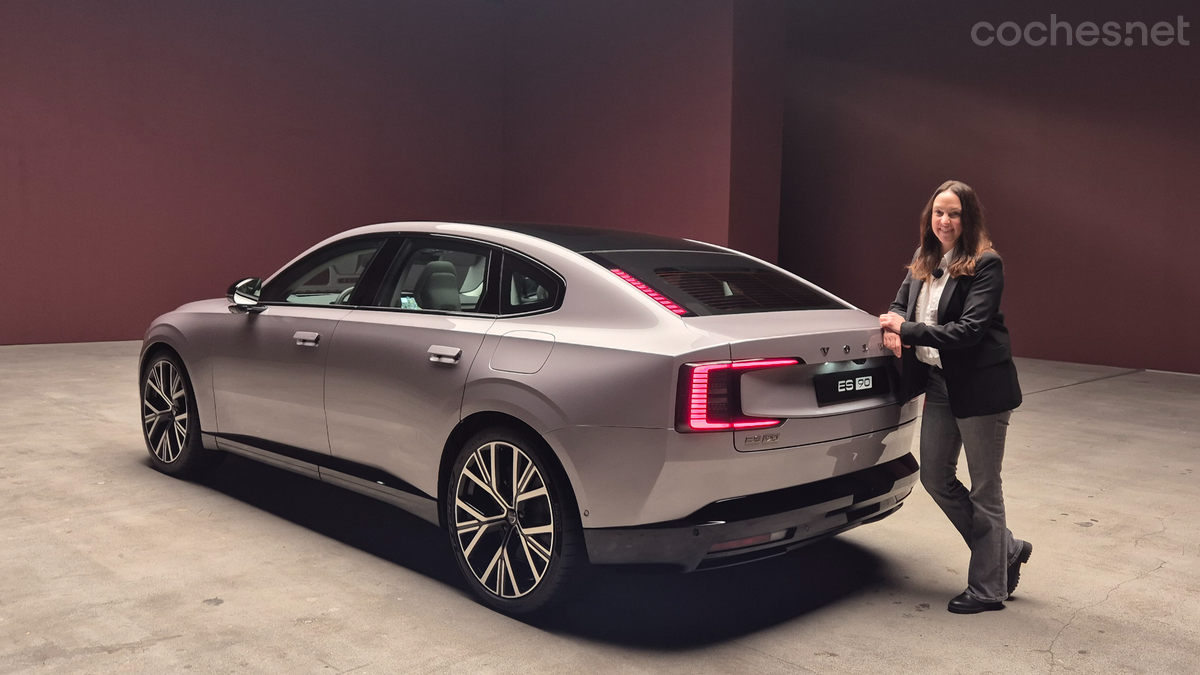 Opiniones de Volvo ES90: La marca reinventa sus berlinas