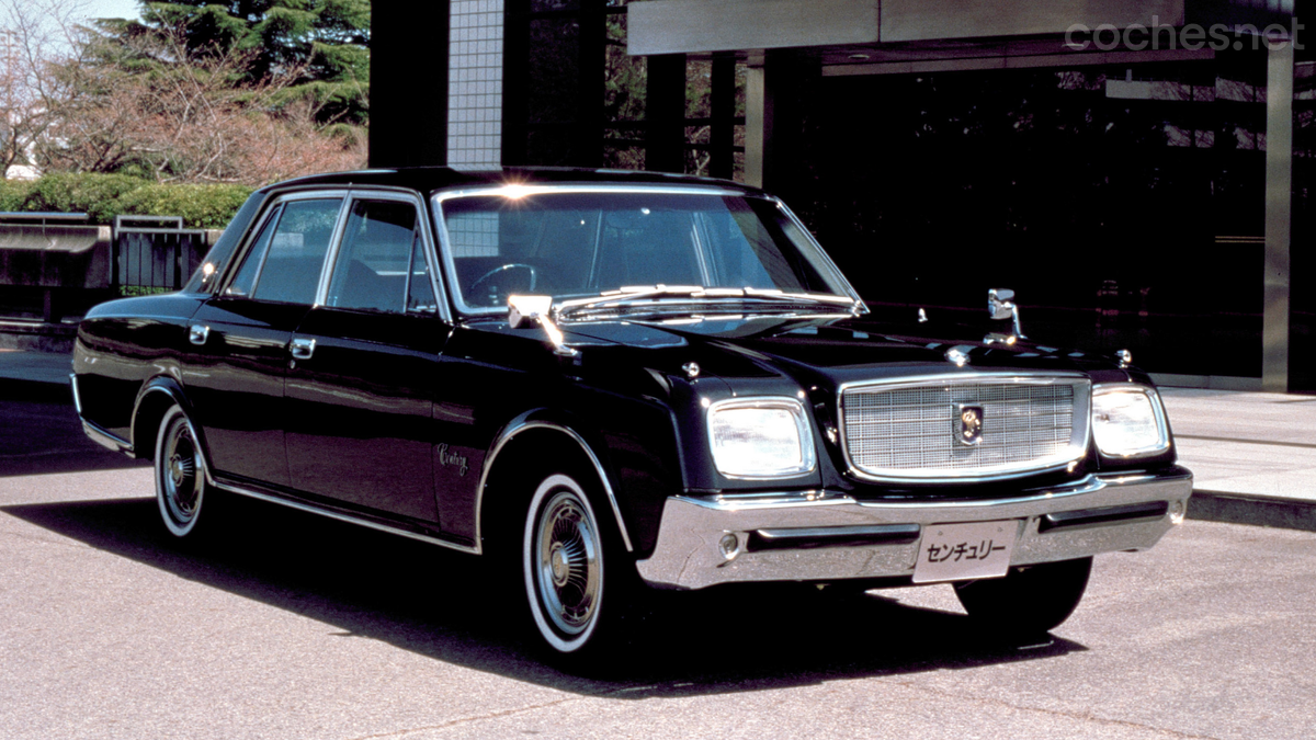 Esta es la primera generación del Toyota Century, lanzada en 1967