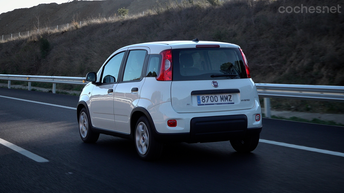 El Fiat Panda es menos confortable y en autopista se nota su inferior potencia, aunque gasta muy poco.