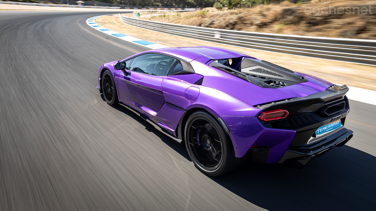 El motor V8 biturbo del Lamborghini Temerario es capaz de girar a 10.000 rpm, algo insólito en un turbo de serie.
