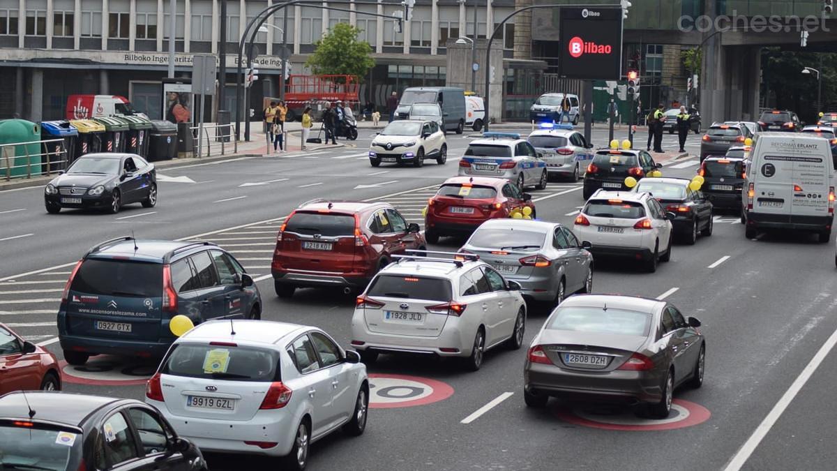 Siempre es recomendable entender e identificar las zonas por las que podemos circular en Bilbao.