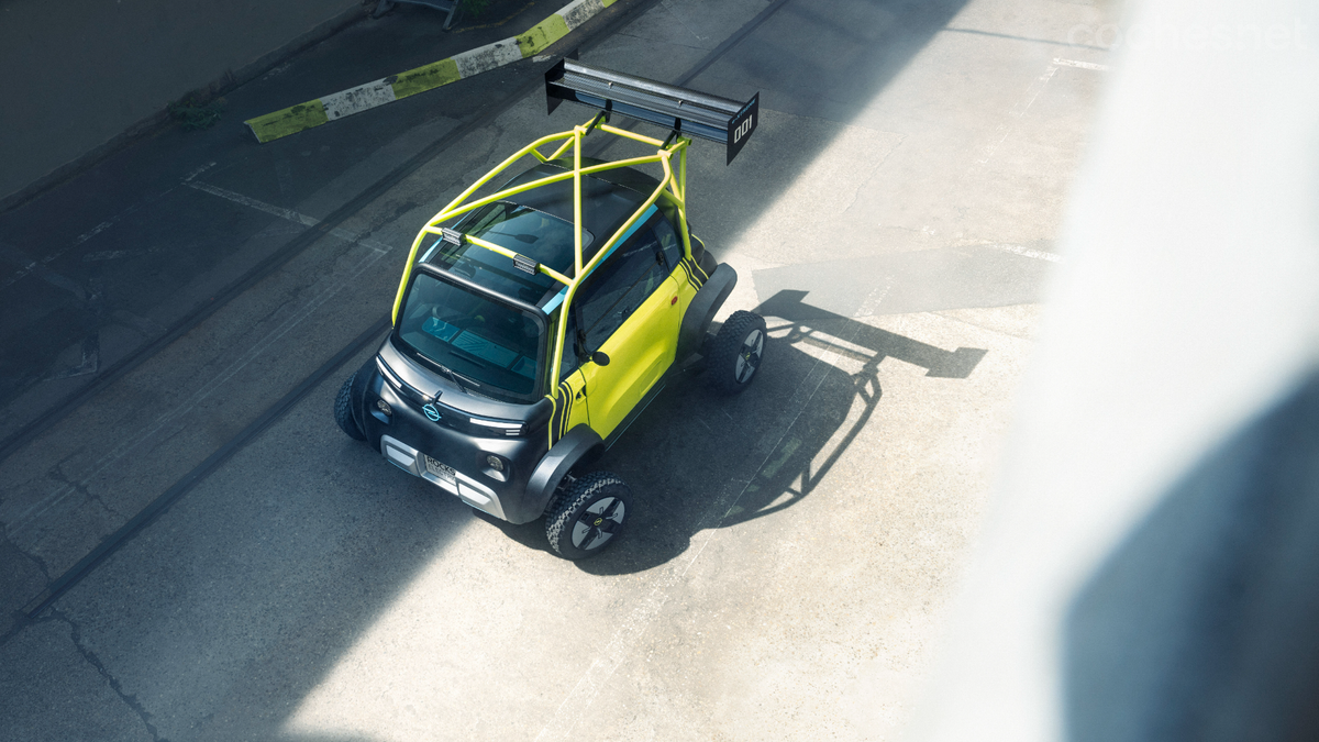 El microcoche eléctrico de Opel se ha convertido este año en un one-off capaz de acaparar toda la atención 
