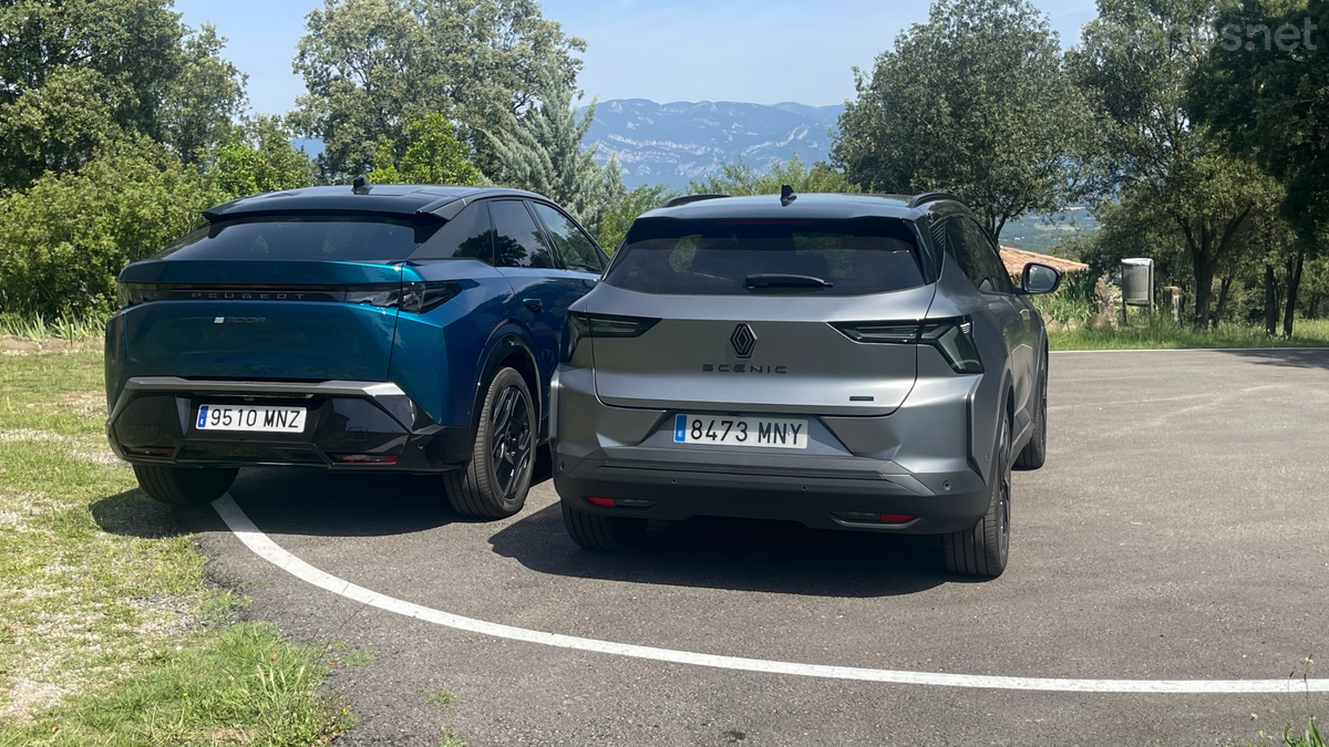 Con un equipamiento similar, el Peugeot es ligeramente más caro que el Renault, diferencia que se incrementa si elegimos el Scenic menos potente.