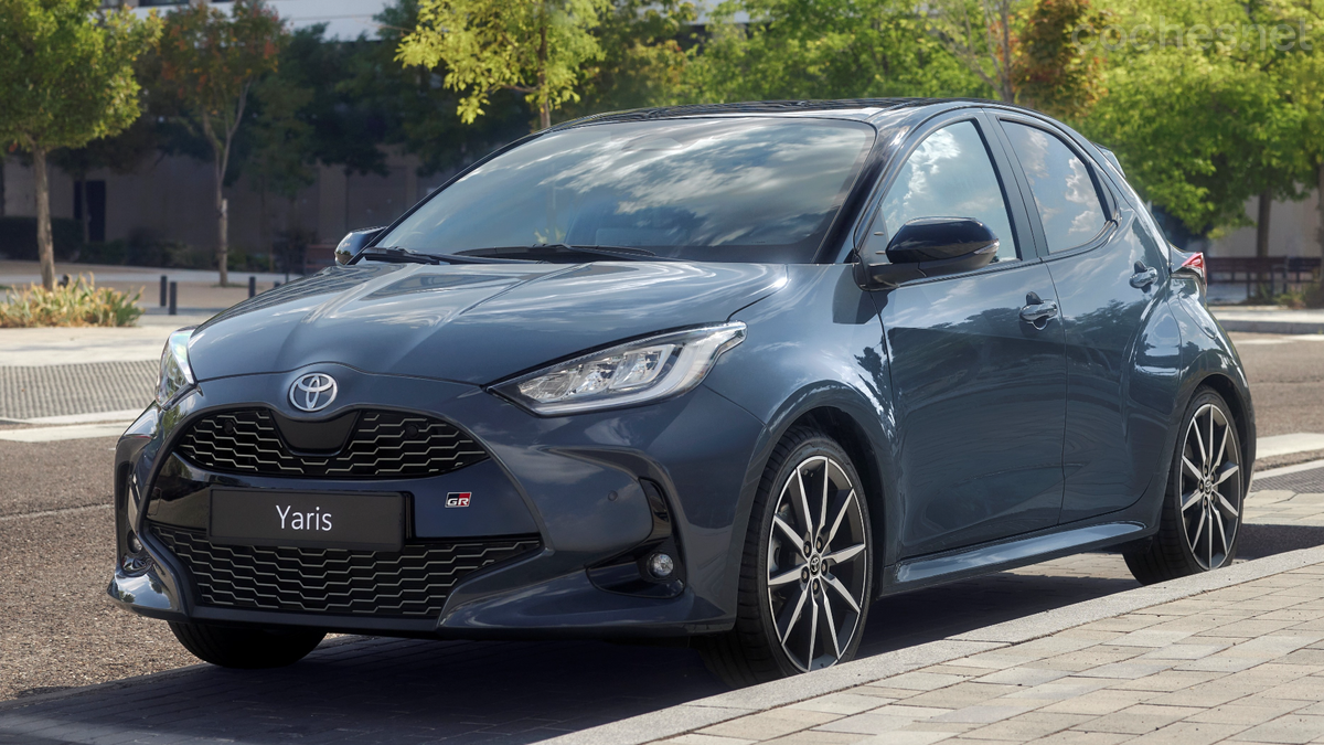 Toyota Yaris Hybrid 2025: Actualización de equipamiento