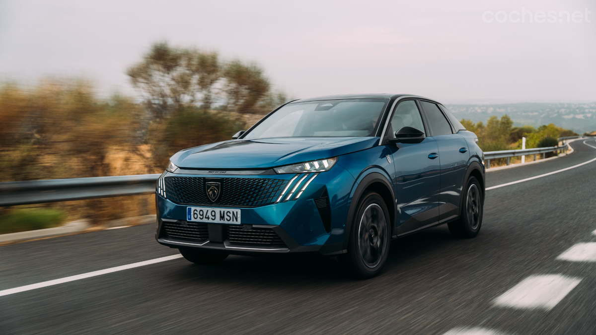 Peugeot 3008 Hybrid: Motor de 136 CV desde 36.660 euros