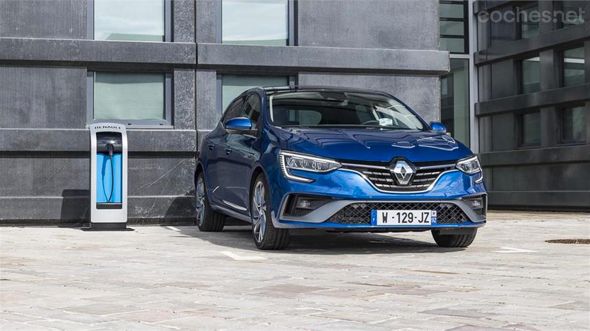 Renault fabricó el Mégane de anterior generación y versión híbrida enchufable (PHEV) en Palencia. 