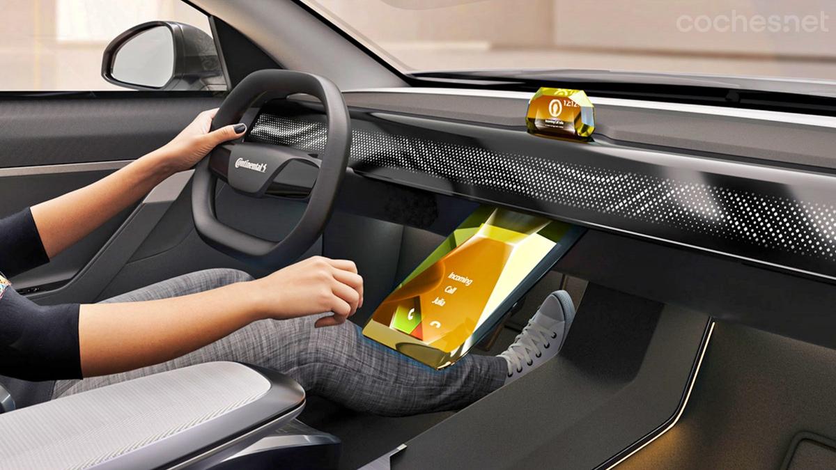 Continental presenta en el CES un interior con Swarovski y proyecciones en las ventanillas