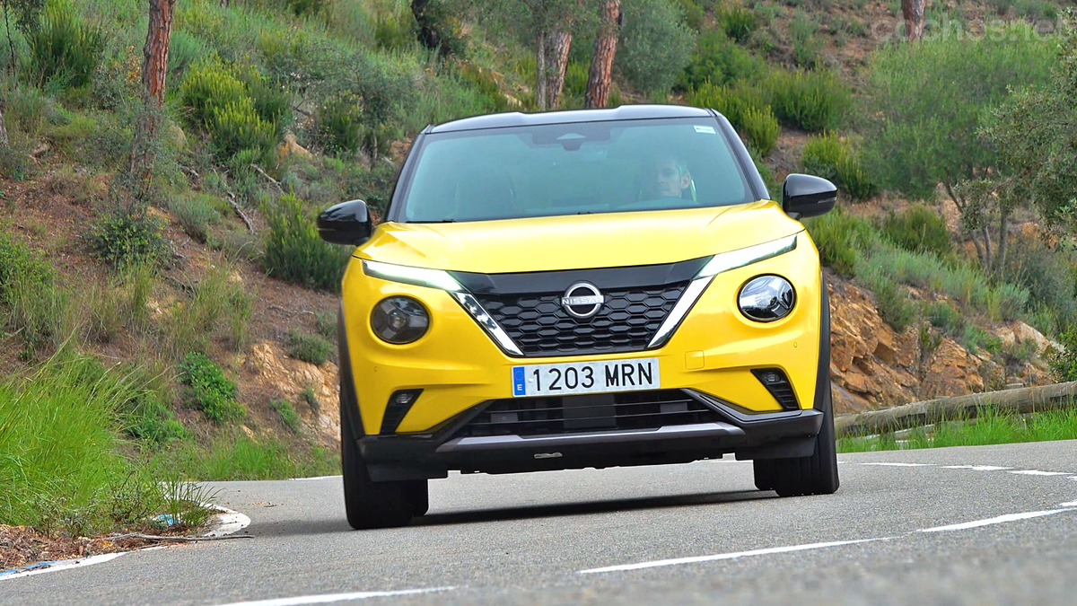 Es un coche que en el día a día consume poco, en torno a los 5 l/100 km, aunque en autopista sube un poco más.