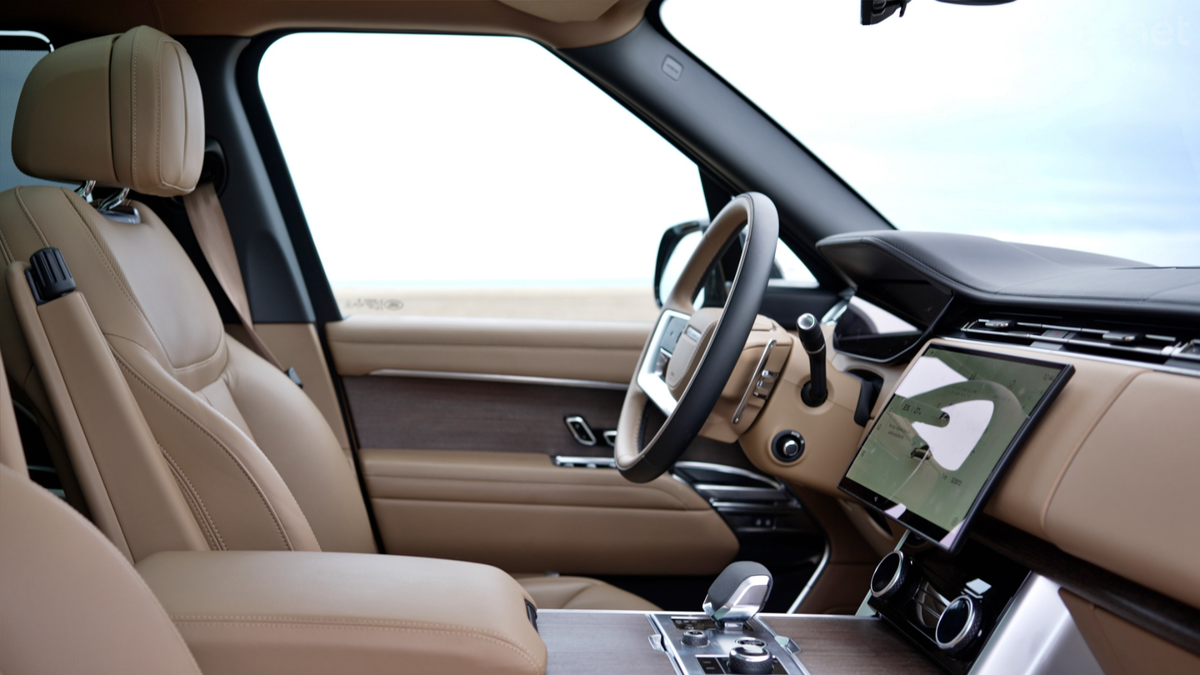 El habitáculo del Range Rover está completamente recubierto de materiales de primera calidad.