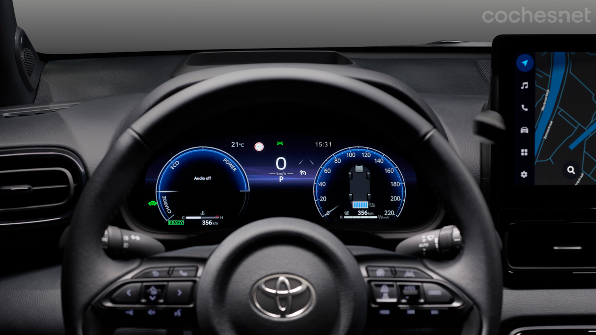 Una novedad es la introducción del cuadro de mandos digital del Corolla. 