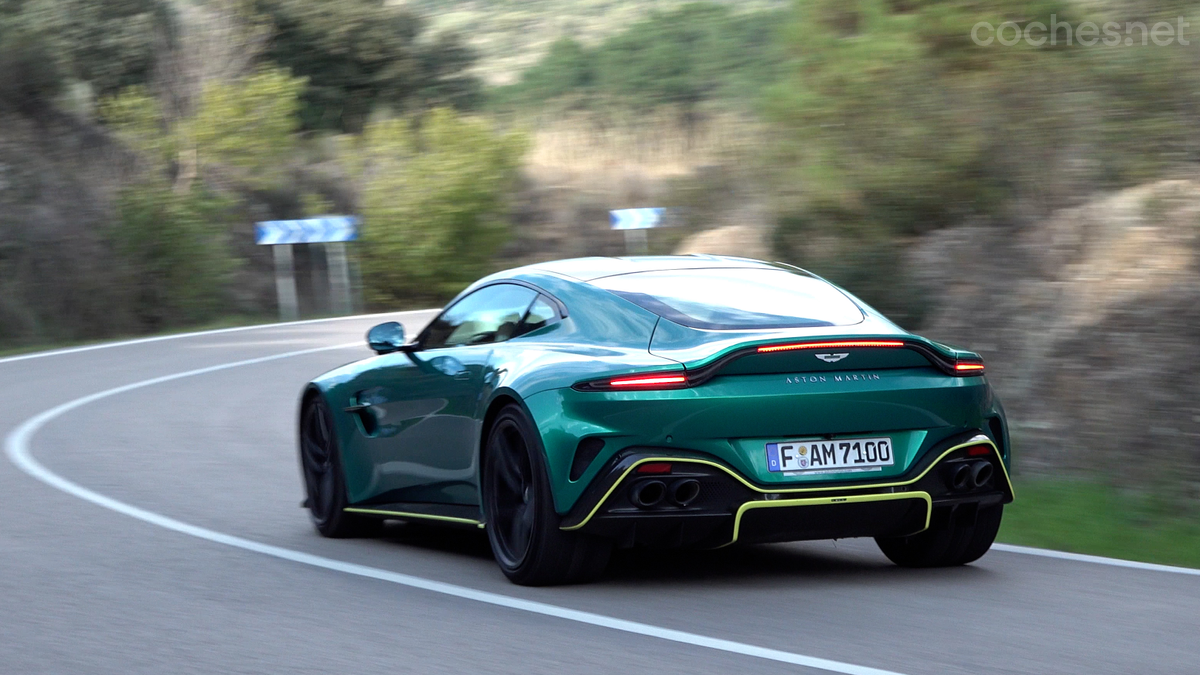 El nuevo Vantage alcanza los 325 km/h y realiza el 0-100km/h en 3,5 segundos