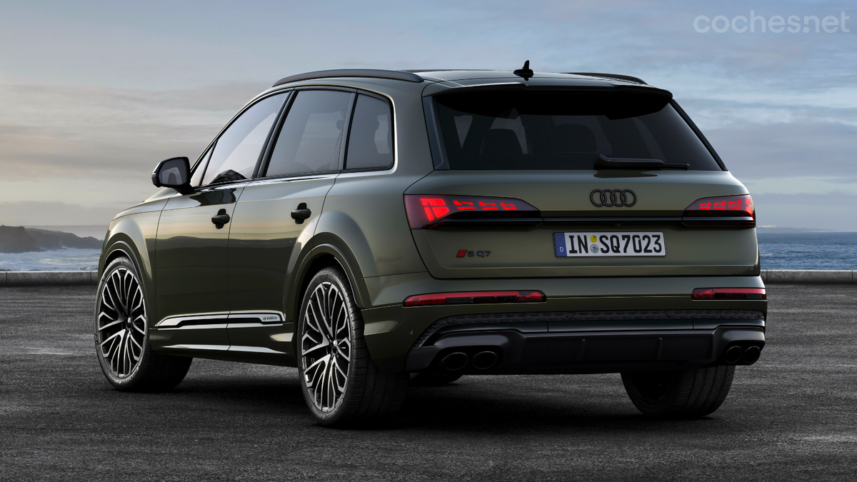 El Audi Q7 se actualiza este 2024 con detalles estéticos y de equipamiento.