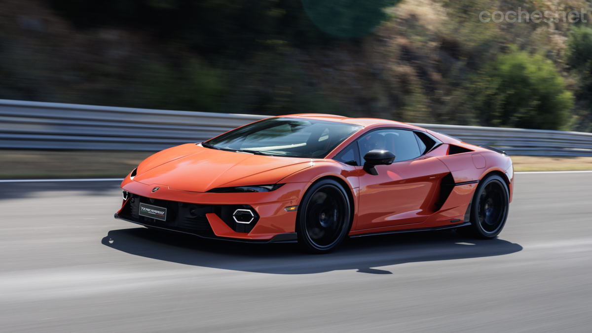 El Lamborghini Temerario acelera de 0 a 100 km/h en 2.7 segundos y se planta en 200 en 7.1