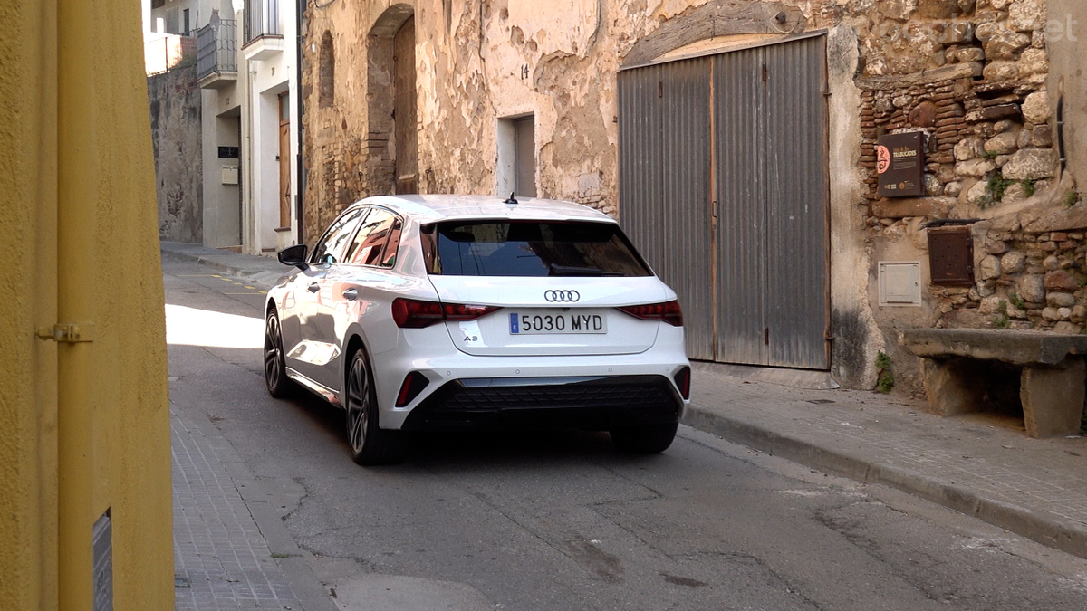 Con una nueva batería de 25,7 kWh ofrece hasta 143 km de autonomía eléctrica