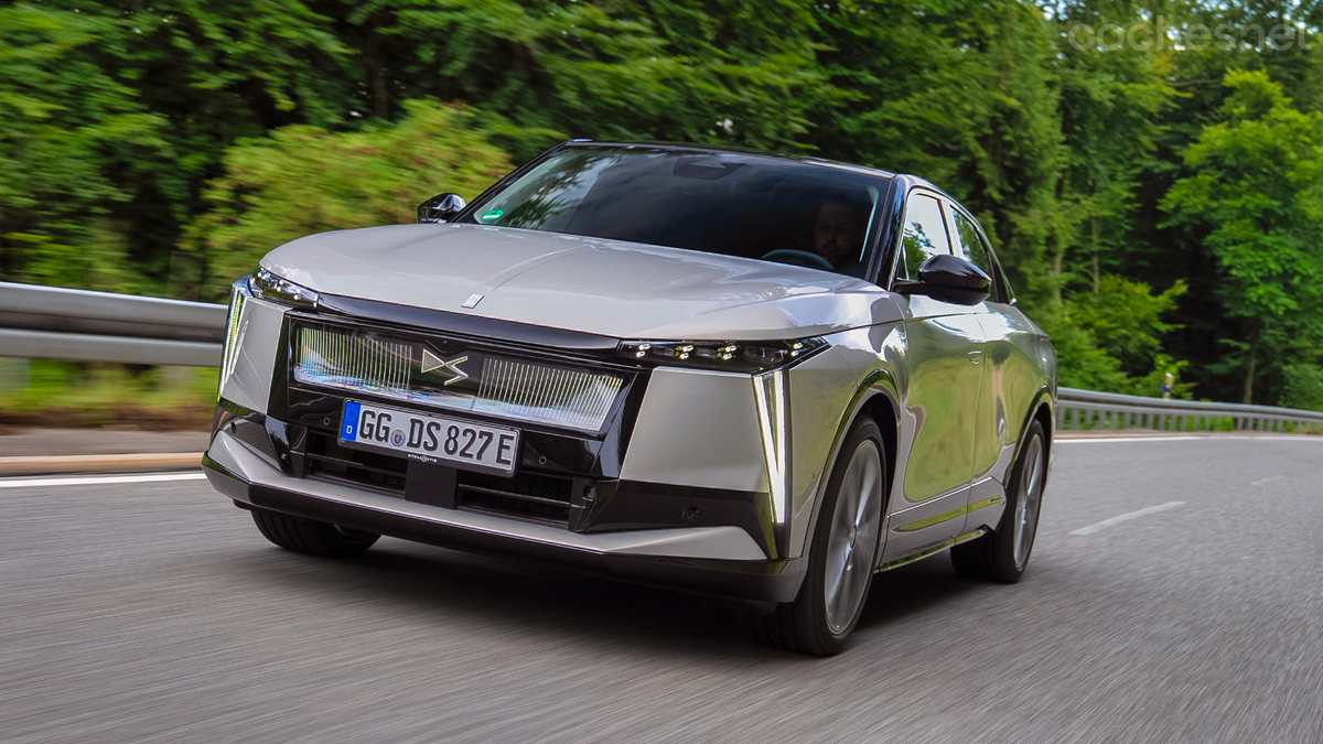 DS Nº8: SUV con hasta 750 km de autonomía | Noticias coches.net