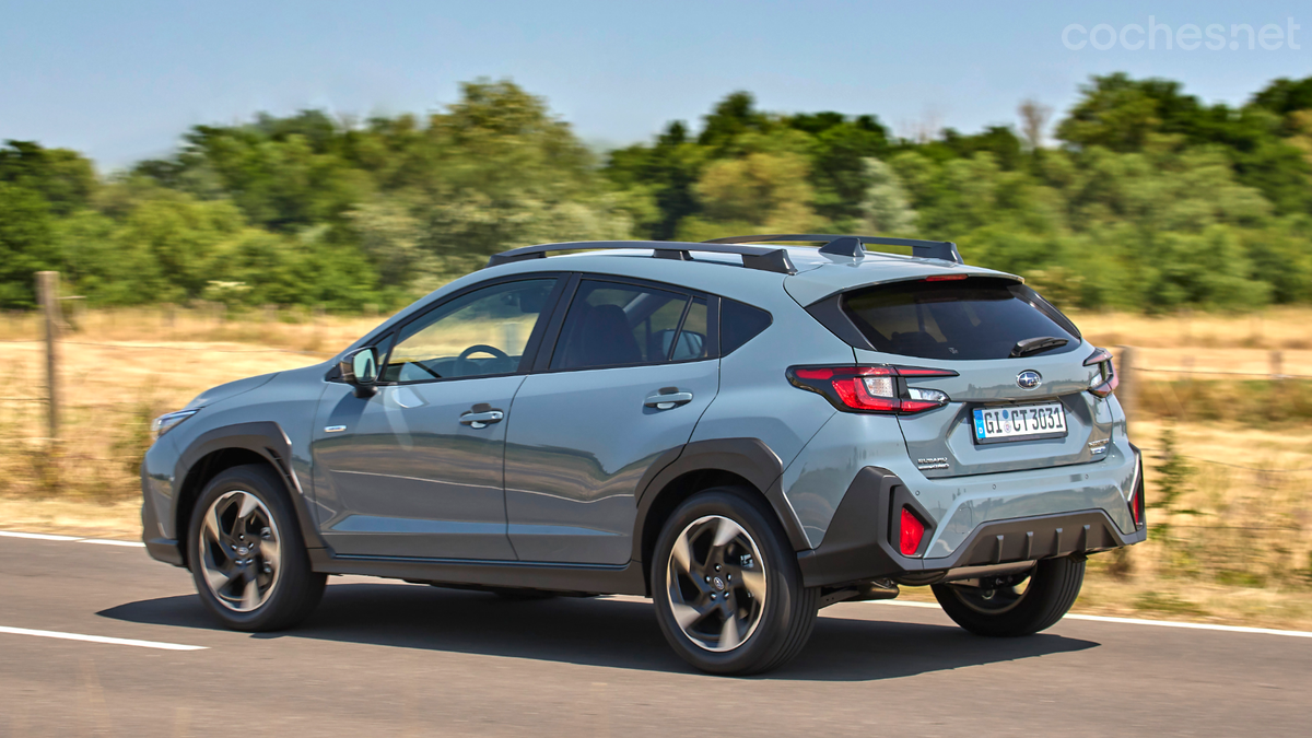 El nuevo Subaru Crosstrek monta un motor bóxer de dos litros y 136 CV, algo menos potente que el anterior. 